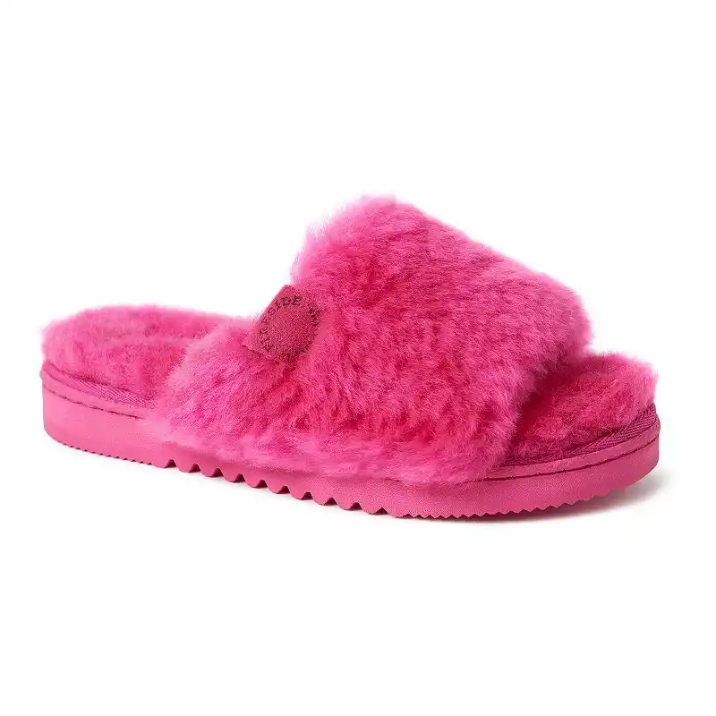 Women's rose pink thick soled plush slippers, home slipper product renderings